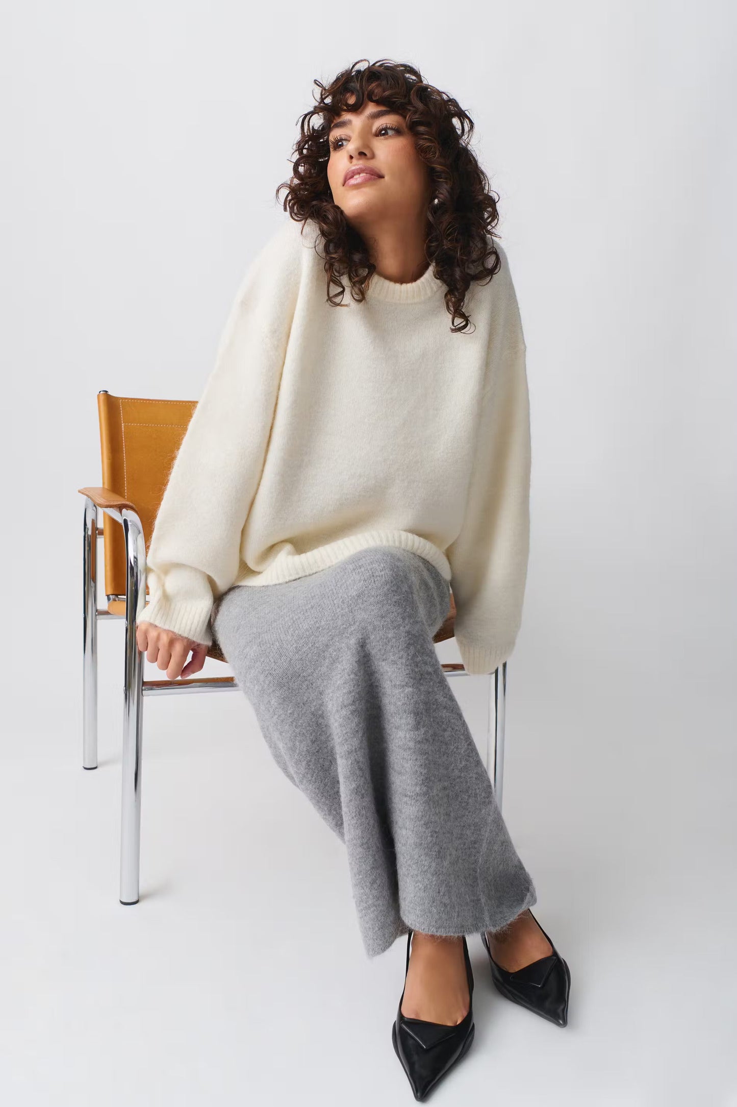 Amara Soft Knit