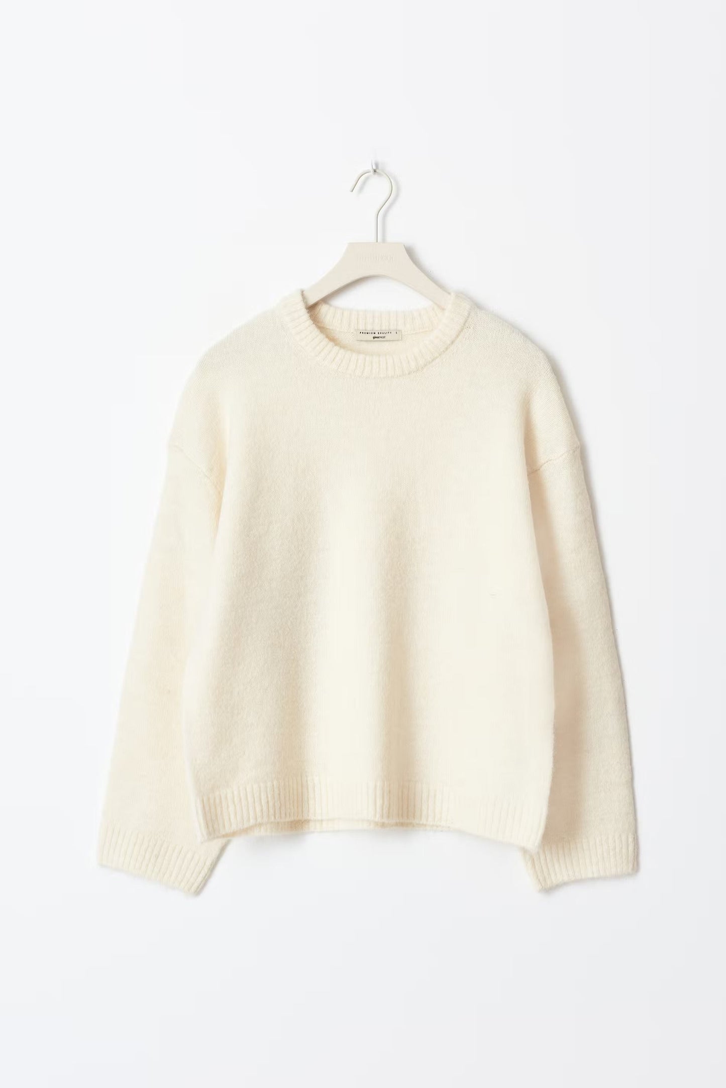 Amara Soft Knit